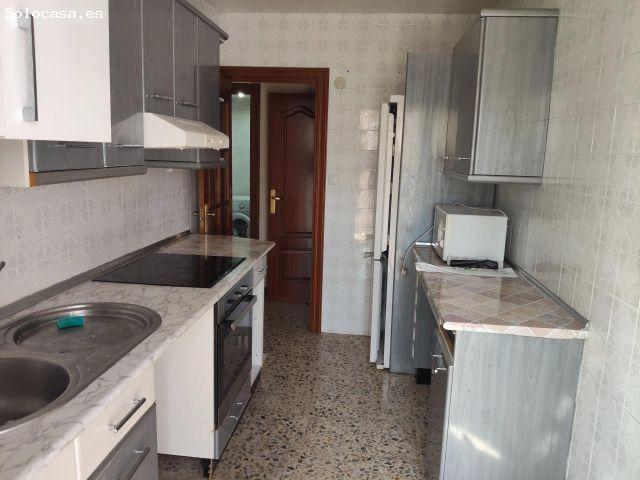 Piso en venta en Oliver-Valdefierro, Zaragoza