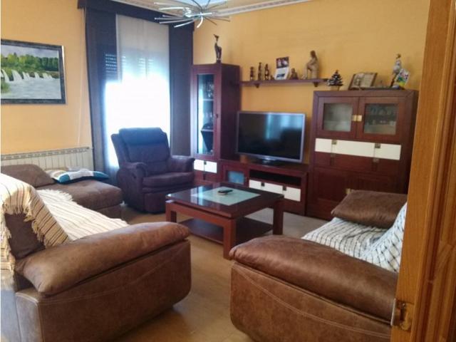 Piso en venta en Villarrobledo, Albacete