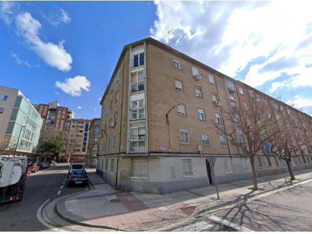 Piso en venta en El Rabal, Zaragoza