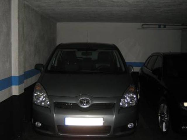 Parking en venta en Bilbao, San Pedro de Deusto-La Ribera