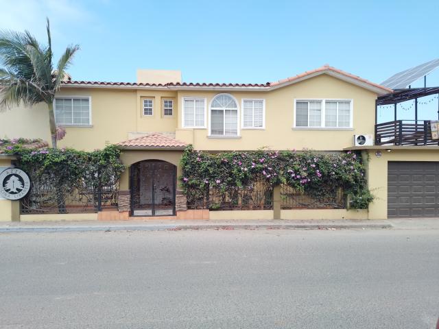 Casa en venta en Ensenada, Baja California