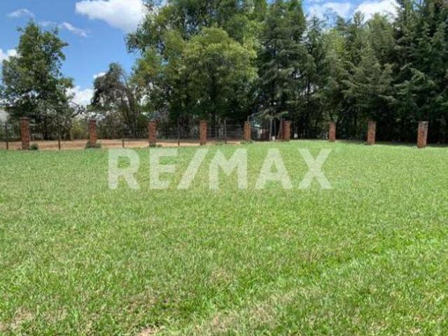 Terreno en venta en Villa Guerrero, Estado de México