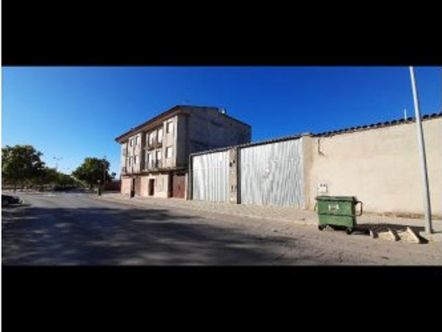 Terreno en venta en Villarrobledo, Castilla-La Mancha