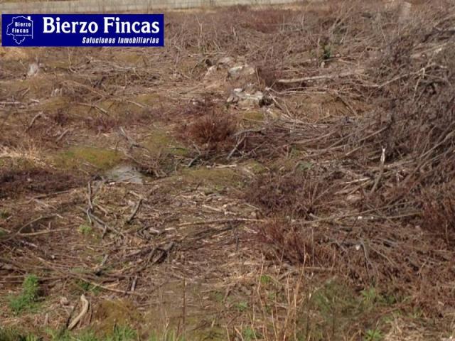Terreno en venta en Columbrianos, El Bierzo