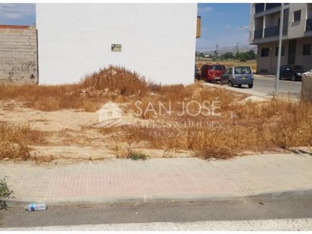 Local Comercial en venta en el Vinalopó Mitjà / El Vinalopó Medio, Valencia