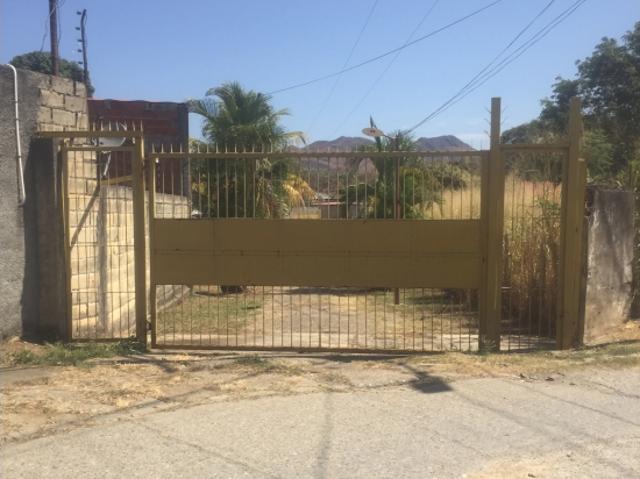 Terreno en venta en Zona Industrial, Roscio