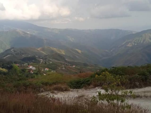 Terreno en venta en Mariche, Miranda