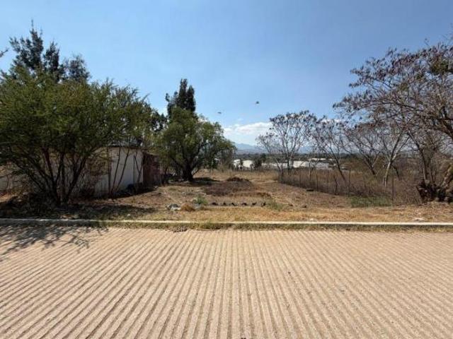 Terreno en venta en San Lorenzo Cacaotepec, Oaxaca