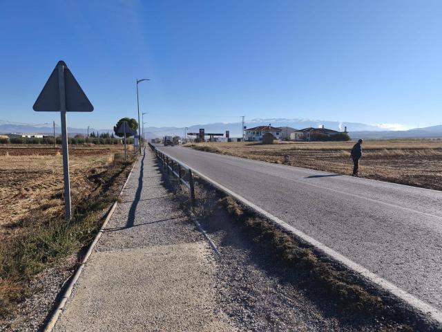 Terreno en venta en Ventas de Huelma, Granada