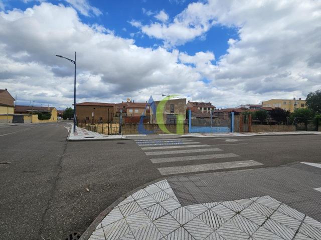 Terreno en venta en Villaobispo de las Regueras, Villaquilambre