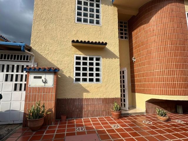 Casa en venta en Miranda