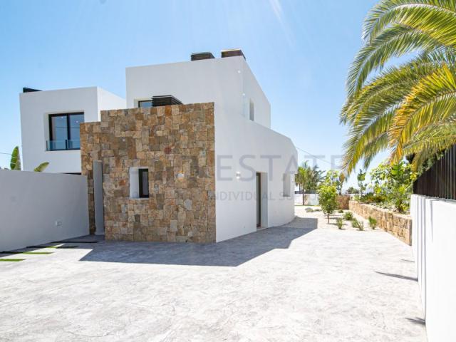 Chalet en venta en La Capitana, l'Alfàs del Pi