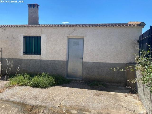 Casa en venta en Allueva, Aragón