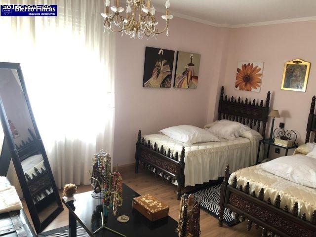 Casa en venta en San Lorenzo - La Palomera - San Mamés, León