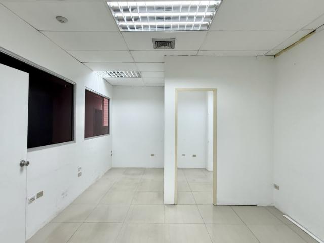 Oficina en venta en Boca De Uchire, Distrito Capital