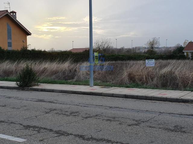 Terreno en venta en Villarrodrigo de las Regueras, Villaquilambre