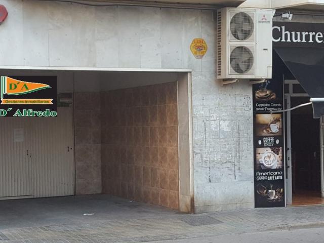 Garaje en venta en Crevillent