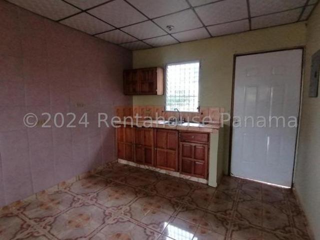 Se venden tres Apartamentos en David #25 2732 MJS
