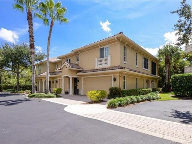 Condo for sale in Stuart