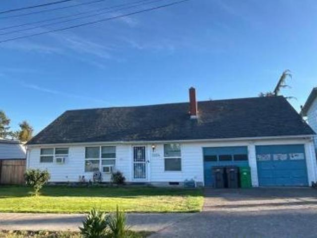 House for sale in Portland, Centennial