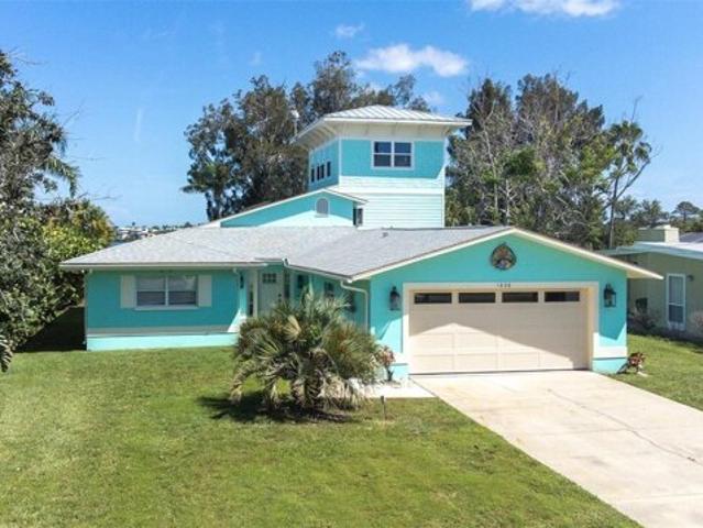 House for sale in Tarpon Springs