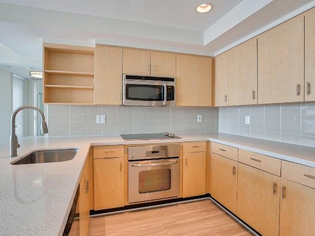 Apartment for rent in Santa Monica, California