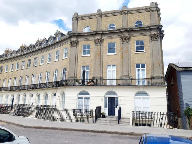 Apartment for rent in Spring Vale, Hampshire