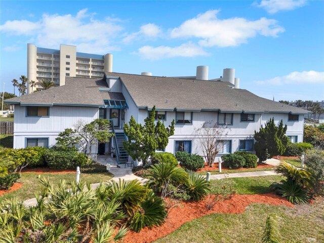 Condo for sale in New Smyrna Beach