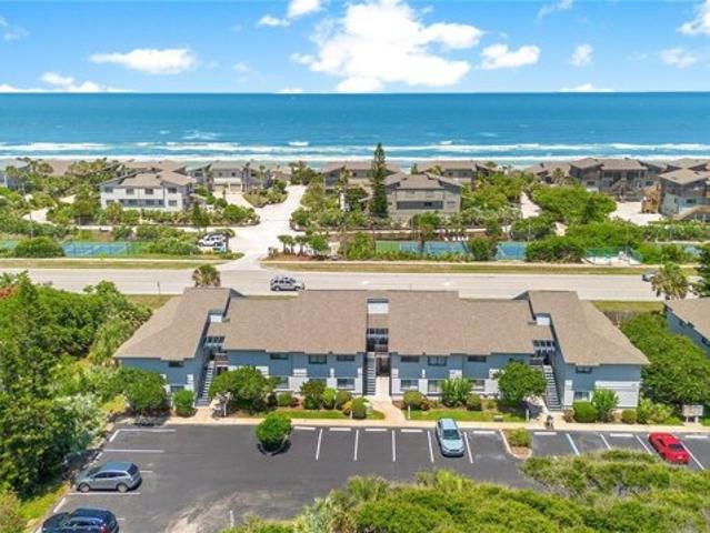 Condo for sale in New Smyrna Beach