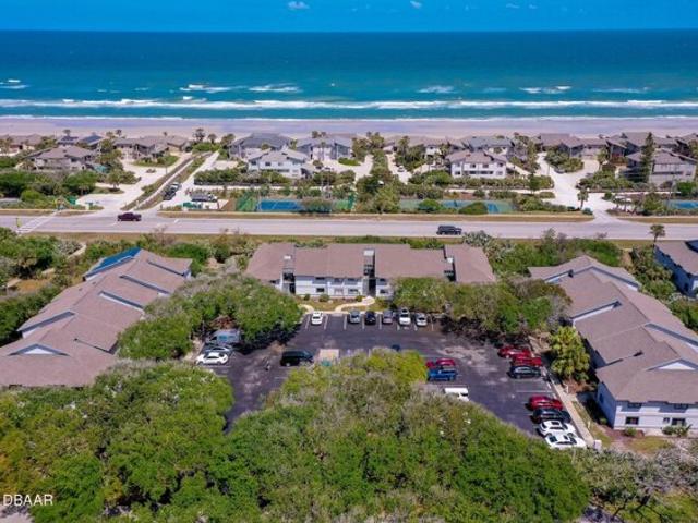 Condo for sale in New Smyrna Beach