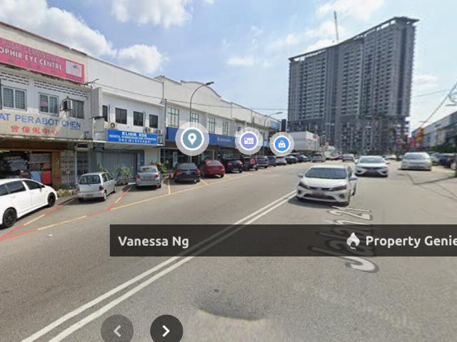 Shop for rent in Petaling, Damansara Damai