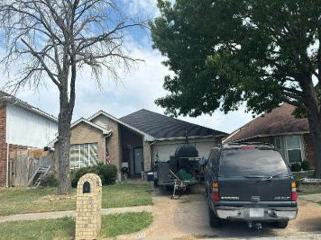 House for sale in Arlington, Texas