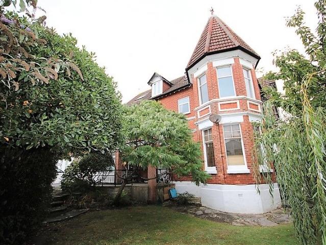 Apartment for rent in Boscombe, Bournemouth