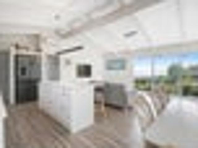House for sale in Whangaparaoa