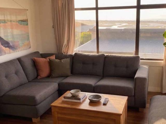 House for rent in Chaslands, Canterbury
