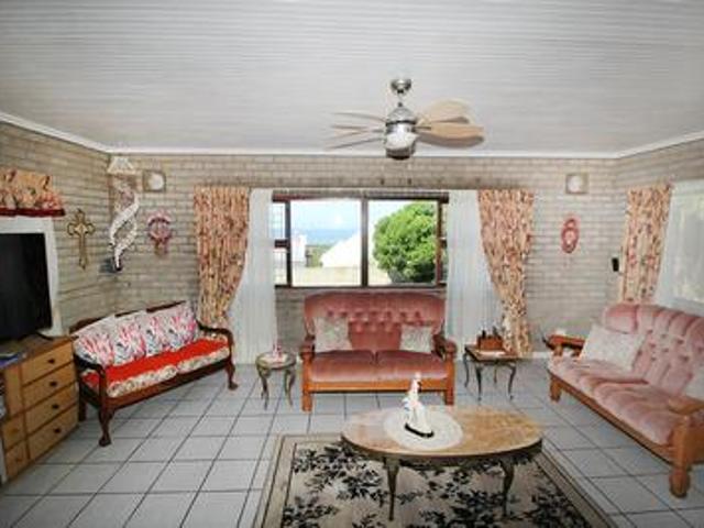House for sale in Tergniet, Garden Route District Municipality