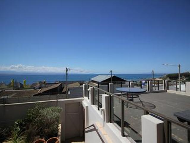 House for sale in Groot Brak Rivier, Western Cape