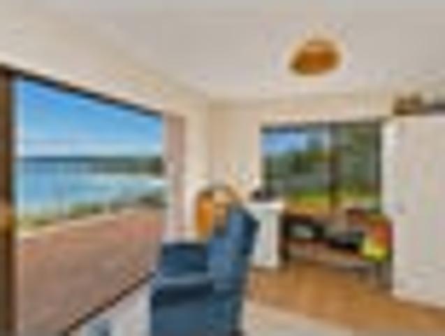House for sale in Otakou