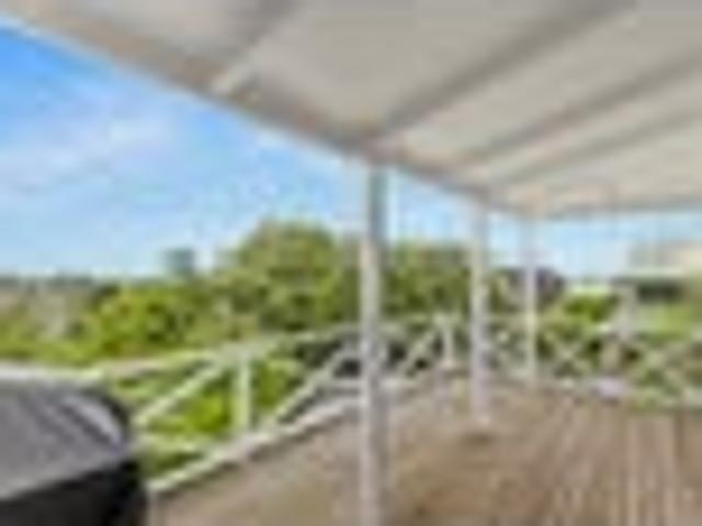 House for sale in Birkdale, Kaipātiki