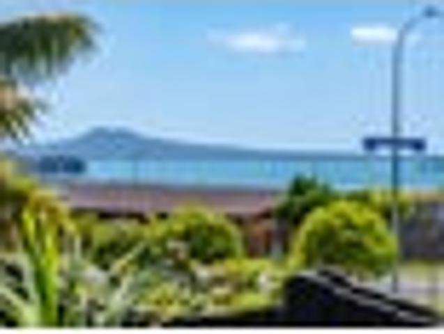 House for sale in Half Moon Bay, Howick