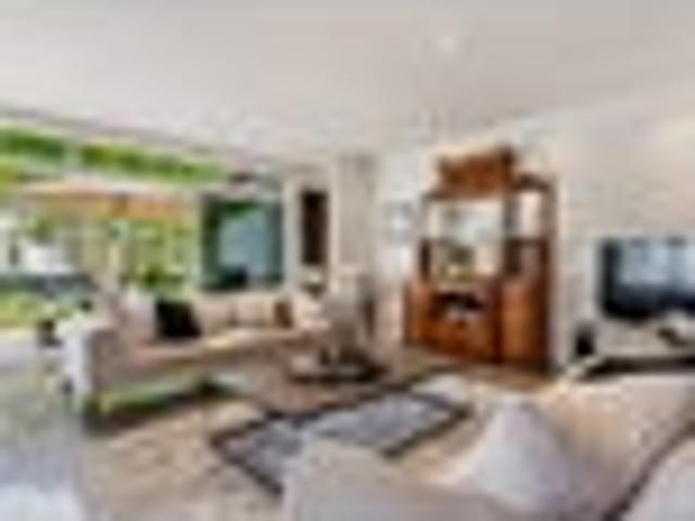 House for sale in Bayswater