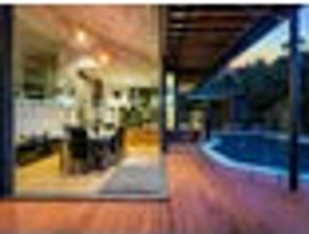 House for sale in Castor Bay