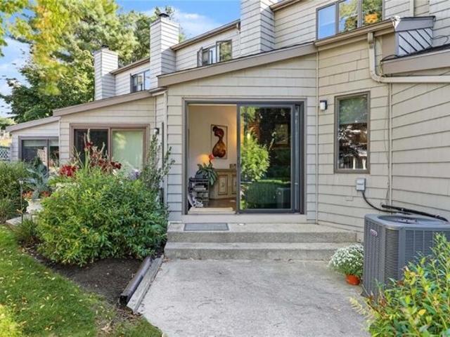 House for sale in North Farm on the Bay, Bristol
