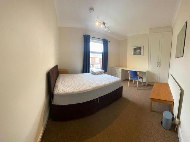 House for rent in Poolfields, Butterton
