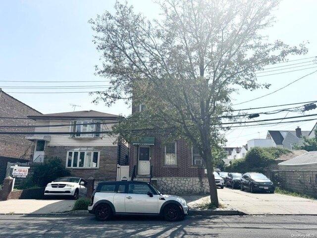 Land for sale in Elmhurst Land for sale in Elmhurst