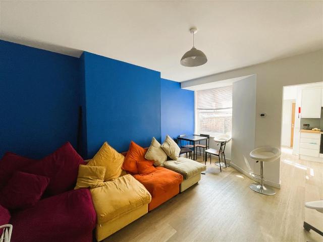 Room for rent in Stoke, Stoke-on-Trent