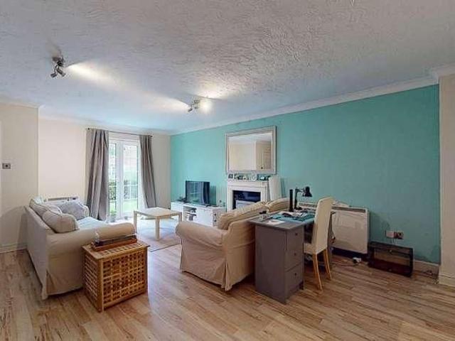 Townhouse for rent in Cardiff International Sports Village, Falcon Lodge