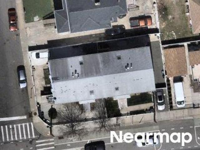 House for sale in Queens, Arverne