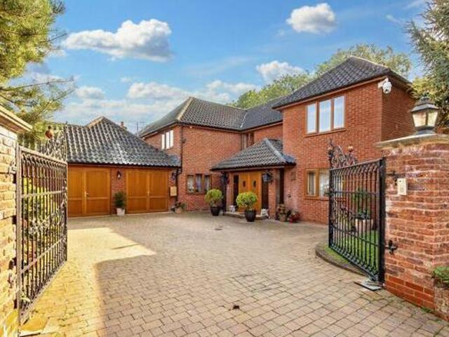House for sale in Lyons, Greater London