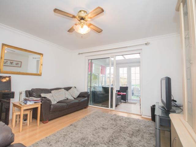 Apartment for rent in West Kensington, Greater London